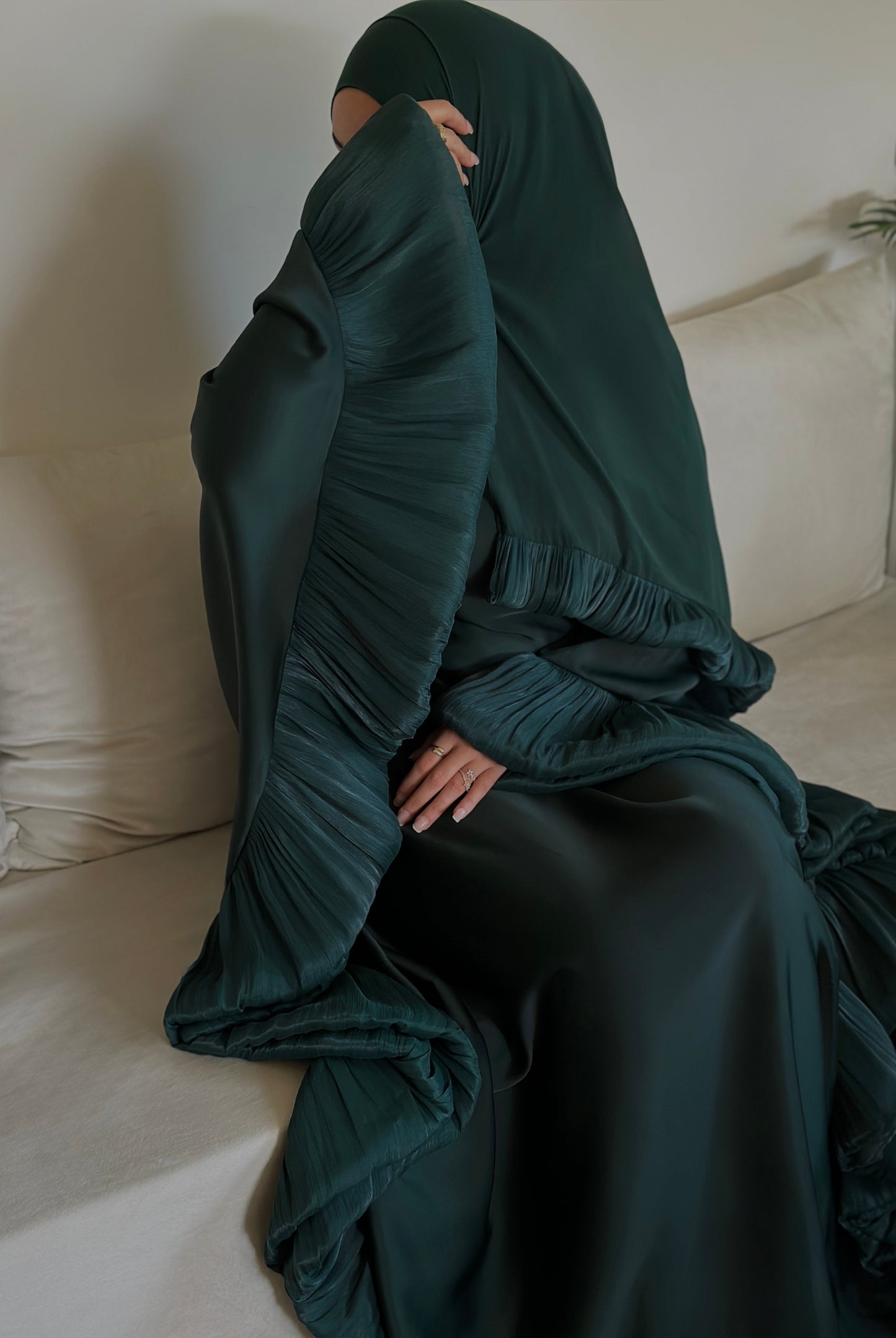 [CREATION ATELIER DUBAÏ]
DRESS Abaya - hijab inclus