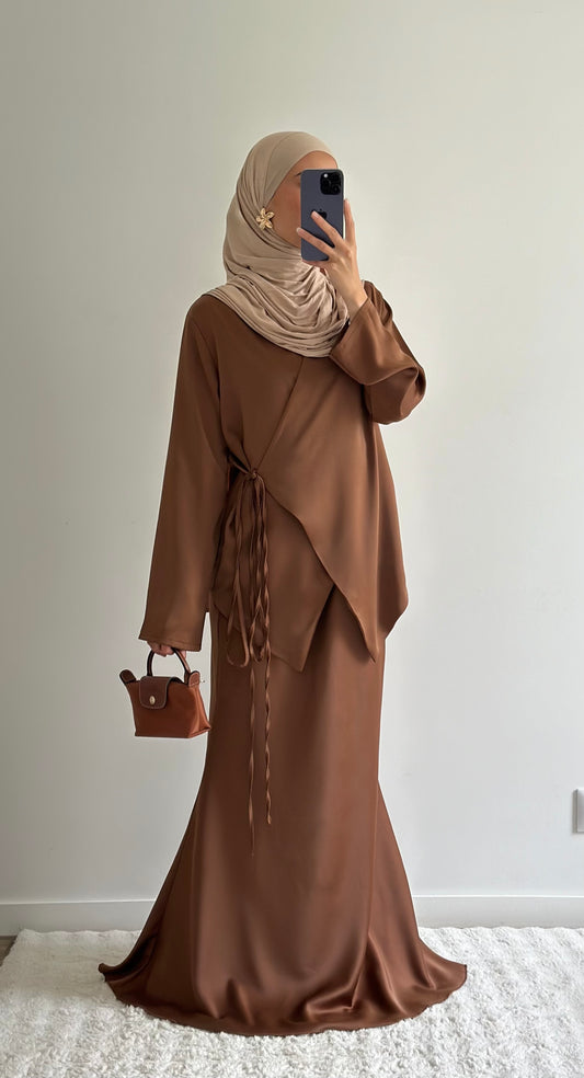ENSEMBLE SATINÉ MARRON