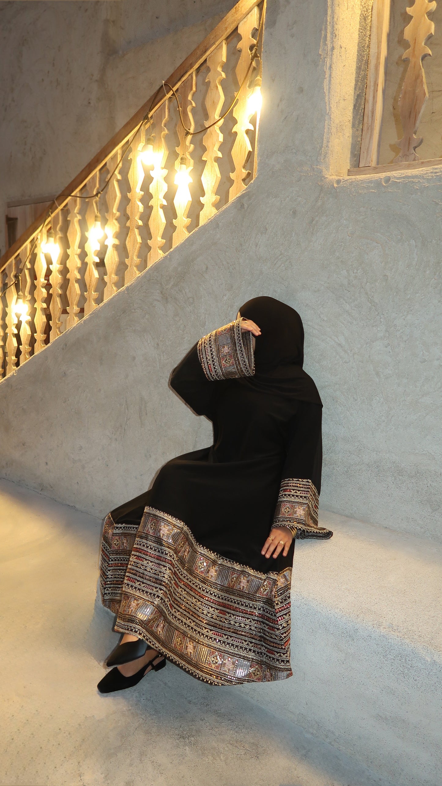 [CREATION ATELIER DUBAÏ] Abaya Heritage entre l’Inde et Dubaï