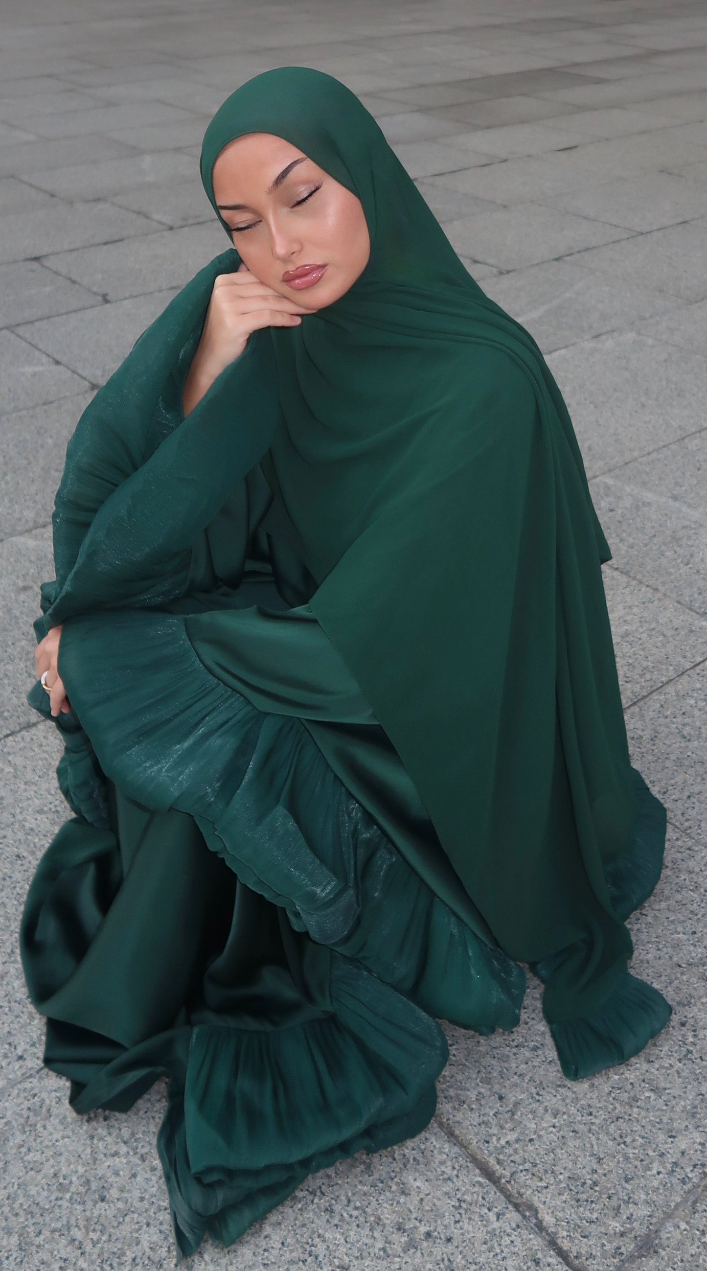 [CREATION ATELIER DUBAÏ]
DRESS Abaya - hijab inclus